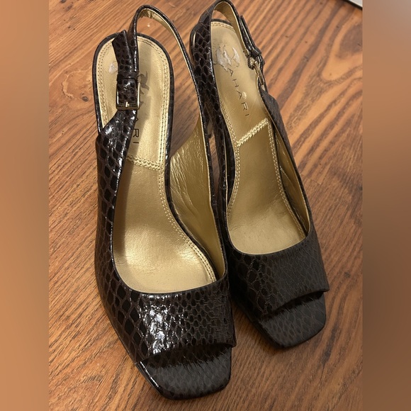 Tahari Dark Brown Snake-Embossed Slingback Heels with Gold Insole - Picture 5 of 5
